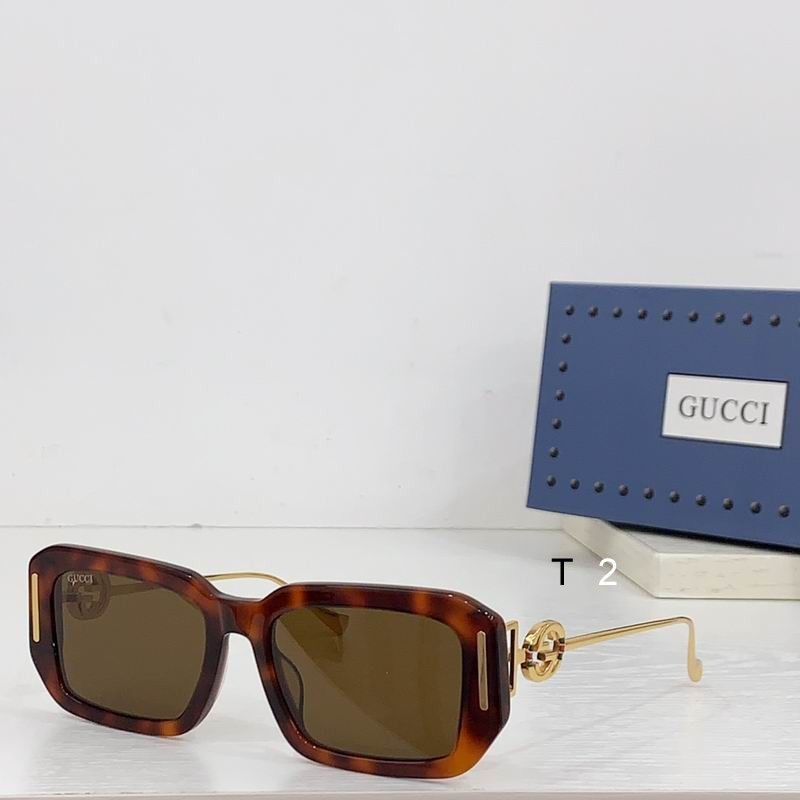 Gucci Sunglasses 657